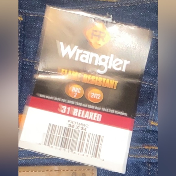 WRANGLER® FR FLAME RESISTANT RELAXED FIT JEAN IN PREWASH - Picture 6 of 7